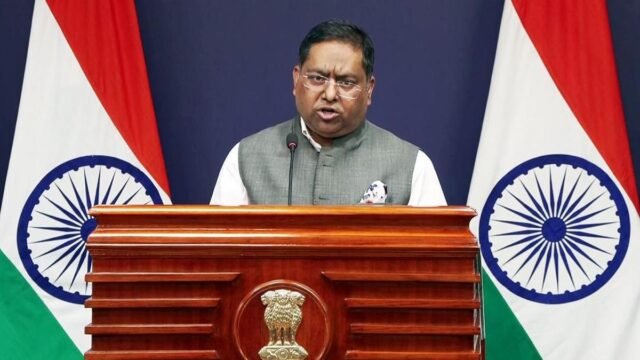 Índia rejeita alegação do Paquistão de negação de sobrevoo para enviar ajuda ao Sri Lanka
| cinetotal.com.br