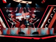 JD Vance fecha AmFest como líder decisivo do Partido Republicano em 2028
| cinetotal.com.br JD Vance fecha AmFest como líder decisivo do Partido Republicano em 2028
| cinetotal.com.br