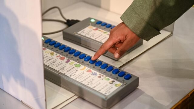 Junta de Mianmar organiza eleições após cinco anos de guerra civil
| cinetotal.com.br