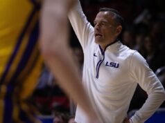 LSU luta contra Prairie View A&M na vitória de retorno
| cinetotal.com.br LSU luta contra Prairie View A&M na vitória de retorno
| cinetotal.com.br