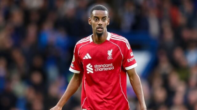 Liverpool diz que 'não há cronograma' para Isak após cirurgia
| cinetotal.com.br