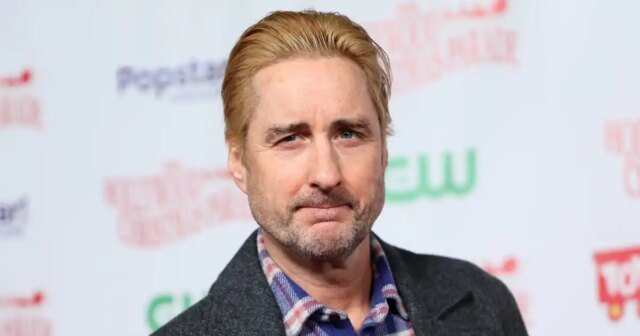 Luke Wilson estreia transformação chocante de cabelo loiro em Los Angeles
| cinetotal.com.br