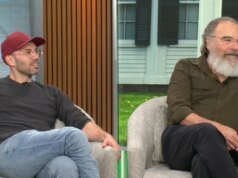 Mandy Patinkin e Aram Rappaport em “The Artist” e relembrando Rob Reiner
| cinetotal.com.br Mandy Patinkin e Aram Rappaport em “The Artist” e relembrando Rob Reiner
| cinetotal.com.br