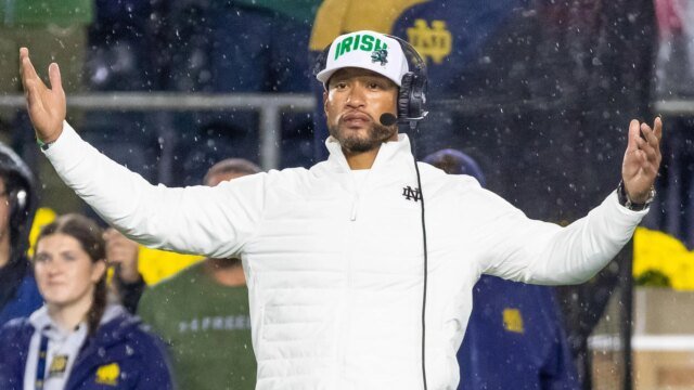 Marcus Freeman 'confuso' com o Alabama superando Notre Dame na Marcus Freeman 'confuso' com o Alabama superando Notre Dame na classificação do College Football Playoff
| cinetotal.com.br