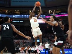 Matas Vokietaitis e Texas derrotam Maryland Eastern Shore
| cinetotal.com.br Matas Vokietaitis e Texas derrotam Maryland Eastern Shore
| cinetotal.com.br