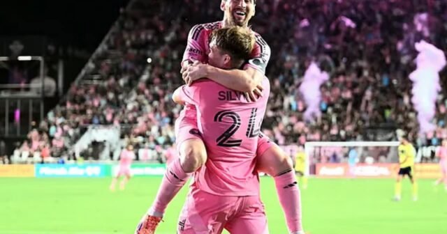 Messi almeja o primeiro título da MLS enquanto Miami enfrenta Vancouver liderada por Mueller
| cinetotal.com.br