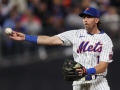 Mets troca o duas vezes All-Star Jeff McNeil pelo Atletismo
| cinetotal.com.br Mets troca o duas vezes All-Star Jeff McNeil pelo Atletismo
| cinetotal.com.br
