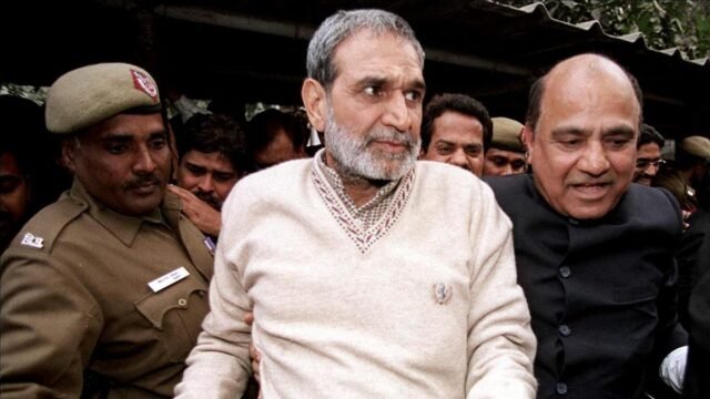 Motins anti-Sikh de 1984: o tribunal de Delhi reserva ordem Motins anti-Sikh de 1984: o tribunal de Delhi reserva ordem contra Sajjan Kumar para 22 de janeiro
| cinetotal.com.br
