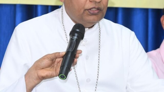 O Natal oferece oportunidade única para reafirmar valores de justiça e convivência harmoniosa, afirma Bispo de Mangaluru
| cinetotal.com.br