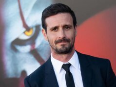 O ator James Ransone, conhecido por seu papel em “The Wire”, morre aos 46 anos
| cinetotal.com.br O ator James Ransone, conhecido por seu papel em “The Wire”, morre aos 46 anos
| cinetotal.com.br