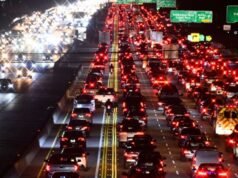 O congestionamento do tráfego atinge um nível recorde, espalhando-se por mais horas da semana
| cinetotal.com.br O congestionamento do tráfego atinge um nível recorde, espalhando-se por mais horas da semana
| cinetotal.com.br