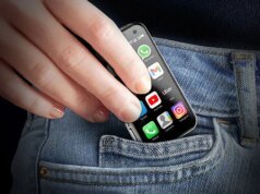 O minúsculo smartphone que de alguma forma faz tudo está à venda por US$ 85
| cinetotal.com.br O minúsculo smartphone que de alguma forma faz tudo está à venda por US$ 85
| cinetotal.com.br