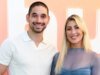 Os profissionais de ‘DWTS’ Alan Bersten e Emma Slater revelam o beijo viral no palco
| cinetotal.com.br Os profissionais de 'DWTS' Alan Bersten e Emma Slater revelam o beijo viral no palco
| cinetotal.com.br