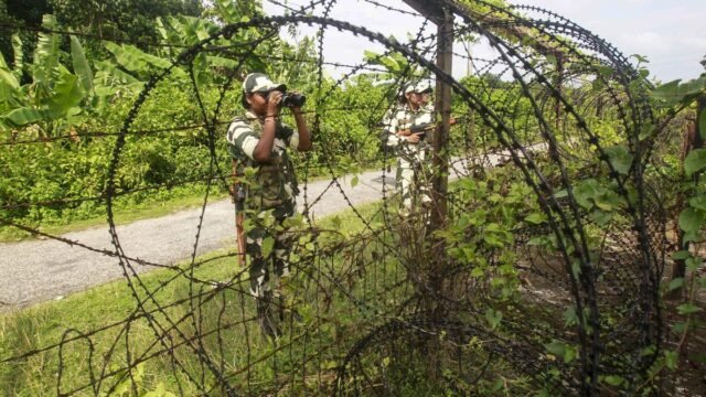 Pessoal da BSF sequestrado por contrabandistas de gado de Bangladesh
| cinetotal.com.br