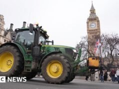 Plano de imposto sobre herança para fazendas diluído após reação negativa
| cinetotal.com.br Plano de imposto sobre herança para fazendas diluído após reação negativa
| cinetotal.com.br