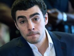 Policial de São Francisco corrige o registro de comentários chocantes supostamente da mãe de Luigi Mangione
| cinetotal.com.br Policial de São Francisco corrige o registro de comentários chocantes supostamente da mãe de Luigi Mangione
| cinetotal.com.br