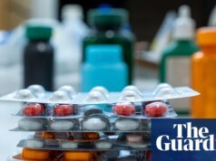 ‘Precedente problemático’: especialista diz que a Austrália pode ser a próxima, já que o Reino Unido concorda em pagar 25% a mais por novos medicamentos nos EUA
| cinetotal.com.br 'Precedente problemático': especialista diz que a Austrália pode ser a próxima, já que o Reino Unido concorda em pagar 25% a mais por novos medicamentos nos EUA
| cinetotal.com.br