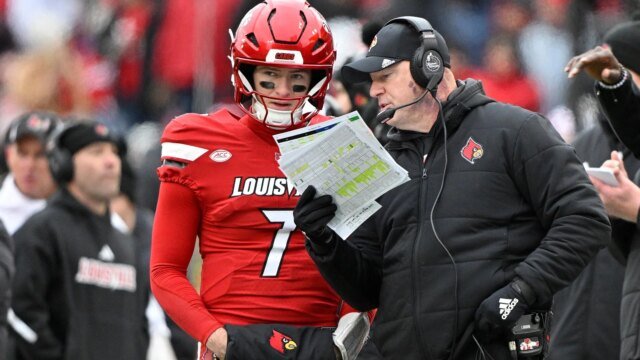 Previsão, probabilidades, tempo de Louisville x Toledo: escolhas do Boca Raton Bowl de 2025 por modelo comprovado
| cinetotal.com.br