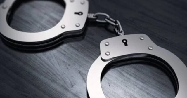 Principal acusado preso no caso de assassinato da dona de casa Chandana em Bogra
| cinetotal.com.br