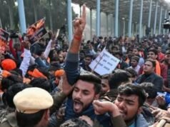 Protestos realizados em frente aos Altos Comissariados de Bangladesh em Delhi, Calcutá, Siliguri
| cinetotal.com.br Protestos realizados em frente aos Altos Comissariados de Bangladesh em Delhi, Calcutá, Siliguri
| cinetotal.com.br