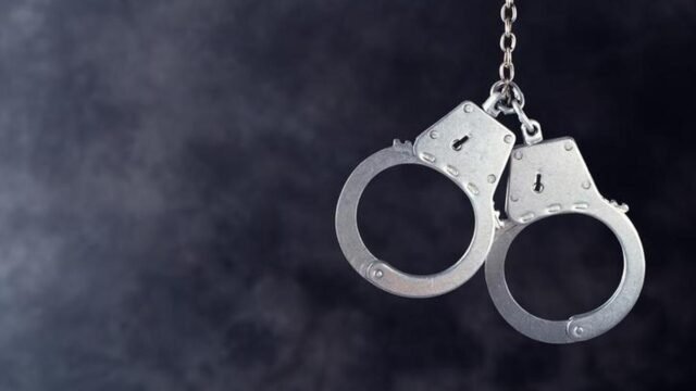 Quack é preso por operar hospital ayurvédico em Anna Nagar Quack é preso por operar hospital ayurvédico em Anna Nagar
| cinetotal.com.br