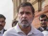 Rahul sinaliza ‘ameaça de drogas, bebidas ilegais, situação dos agricultores’ em Gujarat e critica o BJP
| cinetotal.com.br Rahul sinaliza 'ameaça de drogas, bebidas ilegais, situação dos agricultores' em Gujarat e critica o BJP
| cinetotal.com.br
