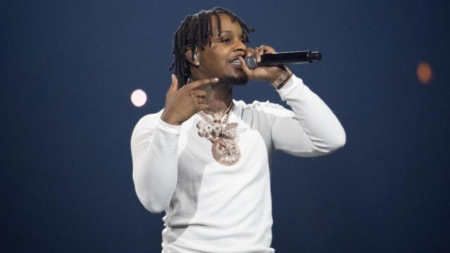 Rapper Toosii se compromete com Syracuse como parte da aula de autógrafos de 2026
| cinetotal.com.br