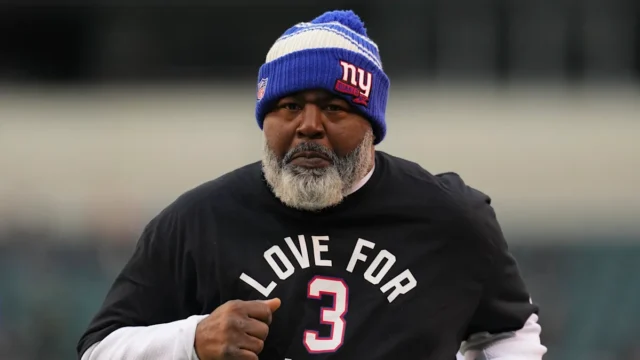 Relatório: Bryan Cox, técnico assistente de bombeiros do Giants
| cinetotal.com.br