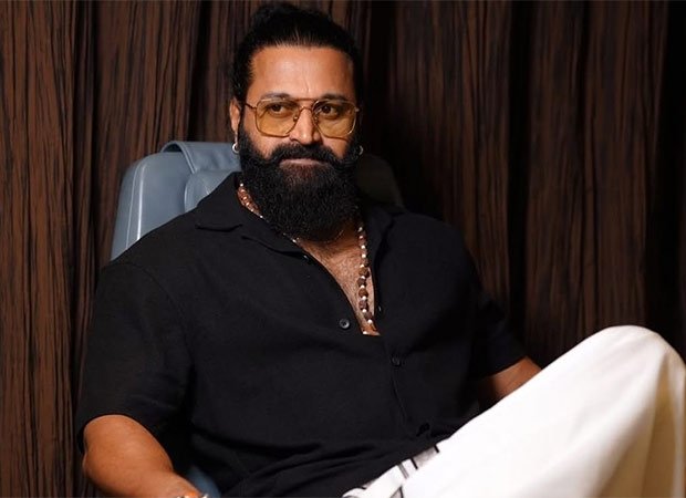 Rishab Shetty sobre seus planos para 2026: “Há algo especial Rishab Shetty sobre seus planos para 2026: “Há algo especial planejado para meus fãs”
| cinetotal.com.br