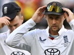 Root quer que a Inglaterra responda depois que erros de campo dão vantagem à Austrália
| cinetotal.com.br Root quer que a Inglaterra responda depois que erros de campo dão vantagem à Austrália
| cinetotal.com.br