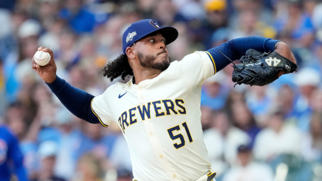 Rumores da MLB: os cervejeiros podem estar suavizando as negociações comerciais de Freddy Peralta, os Blue Jays podem mudar o arremessador titular
| cinetotal.com.br