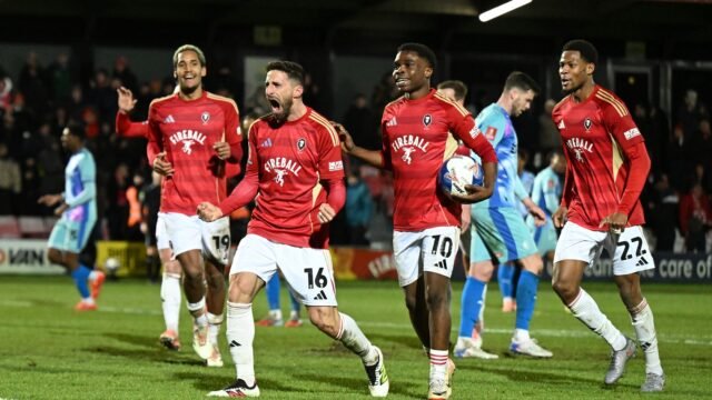 Salford derrotou Leyton Orient e garantiu vaga na terceira rodada da FA Cup
| cinetotal.com.br