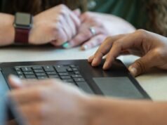 Seus alunos de repente começaram a tirar A. Uma ferramenta de IA do Google foi longe demais?
| cinetotal.com.br Seus alunos de repente começaram a tirar A. Uma ferramenta de IA do Google foi longe demais?
| cinetotal.com.br