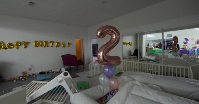 Stockton, com cicatrizes de gangue, farto do assassinato em massa na festa de aniversário de uma criança: 'Ninguém vai esquecer'
| cinetotal.com.br