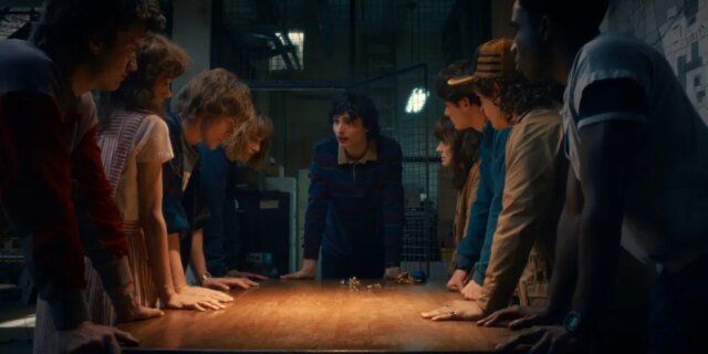 'Stranger Things' quebra o recorde da Nielsen que já foi 'Stranger Things' quebra o recorde da Nielsen que já foi realizado quando a estreia da 5ª temporada inaugura o maior total de visualizações semanais de todos os tempos para um título de streaming
| cinetotal.com.br