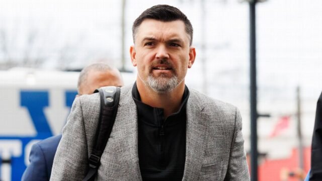 Sumrall contrata Kentucky's White como Florida DC | cinetotal.com.br Sumrall contrata Kentucky's White como Florida DC
| cinetotal.com.br