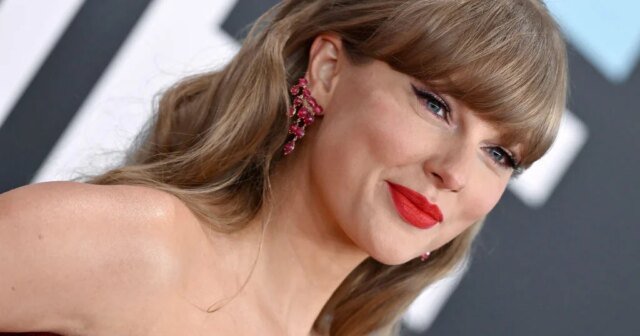 Taylor Swift doa US$ 1 milhão para Feeding America, diz grupo
| cinetotal.com.br