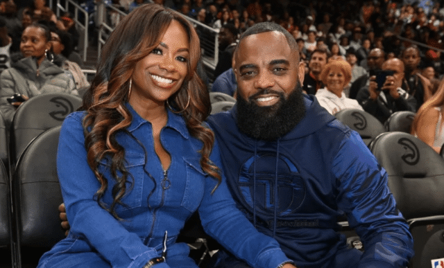 Todd Tucker EXPOSTO por trair Kandi Burruss com várias mulheres!
| cinetotal.com.br
