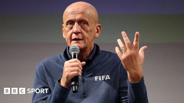 Verificações de canto do VAR não causarão atrasos, diz chefe do árbitro Collina
| cinetotal.com.br