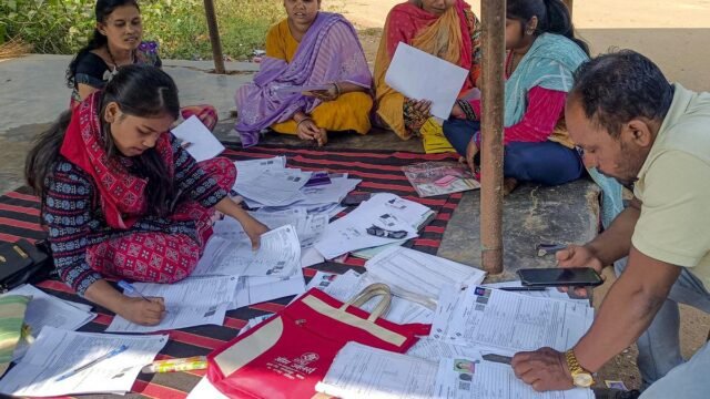 Vinte e sete lakh eleitores excluídos em Chhattisgarh SIR
| cinetotal.com.br