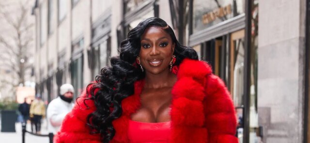 Wendy Osefo criticada por fãs por ‘agir como uma vítima’ em meio a problemas legais
| cinetotal.com.br