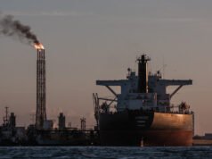 Empresas petrolíferas dizem que a Venezuela lhes deve bilhões por investimentos anteriores
| cinetotal.com.br Empresas petrolíferas dizem que a Venezuela lhes deve bilhões por investimentos anteriores
| cinetotal.com.br